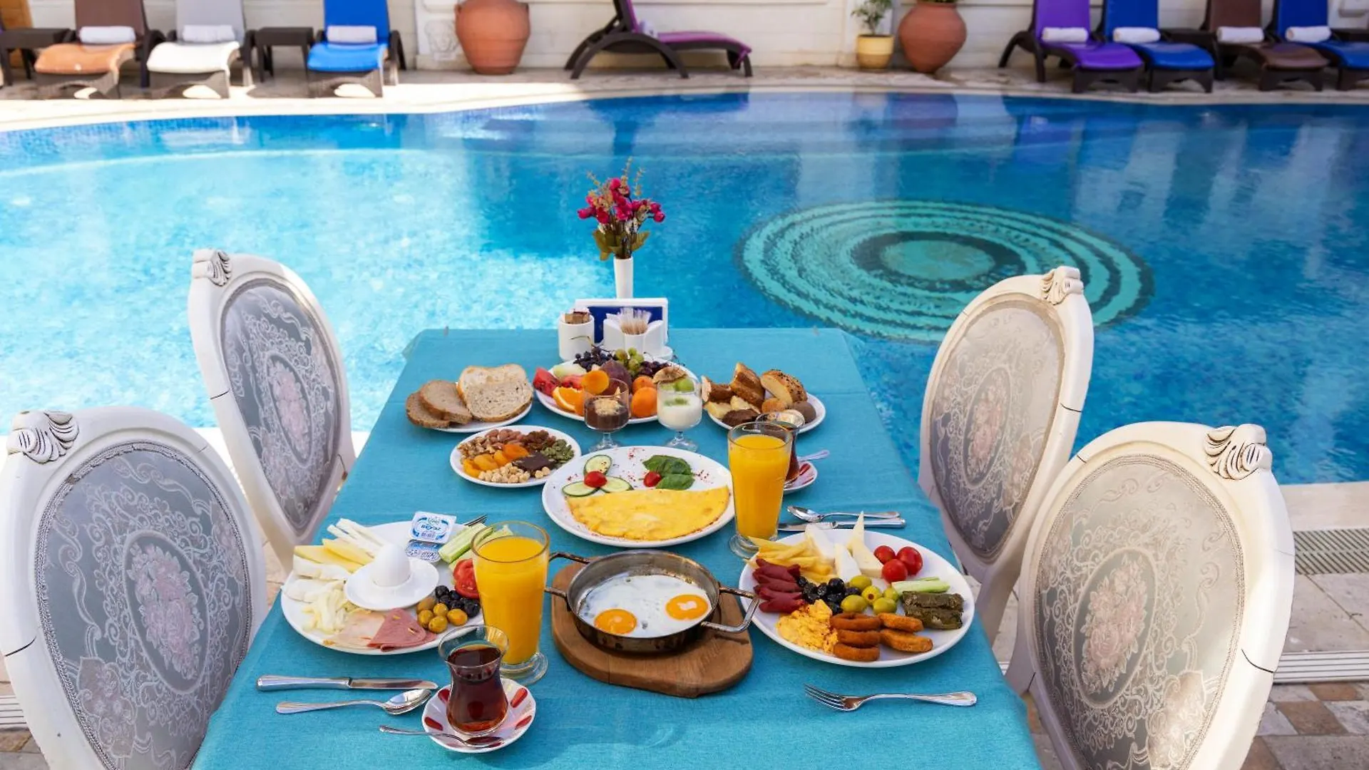 Seven Hills Palace & Spa Istanbul Hotel